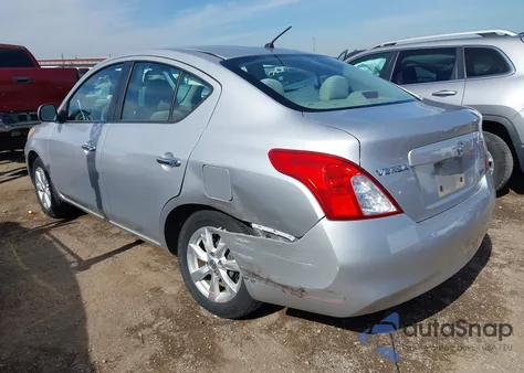 2012 Nissan Versa 1.6 S/1.6 Sl/1.6 Sv z USA, uszkodzony, nr VIN 3N1CN7AP6CL800007
